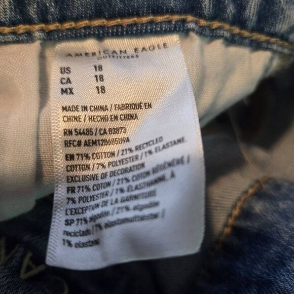 American Eagle Low Rise Baggy Shorts Size 18 Blue Denim - Picture 5 of 6